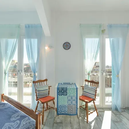 Apartment Boho Studio
